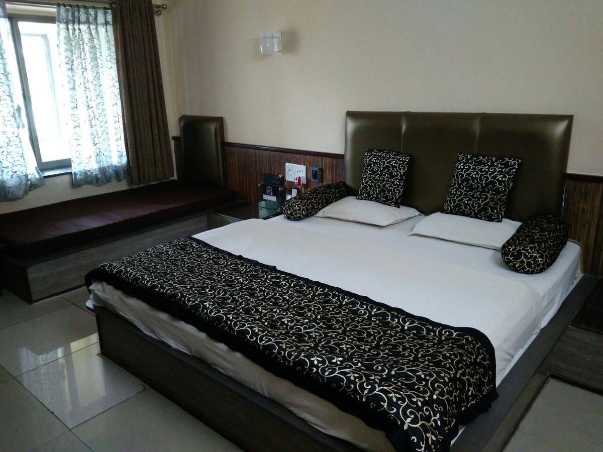 Savshanti Lake Resort Szaputara Kültér fotó