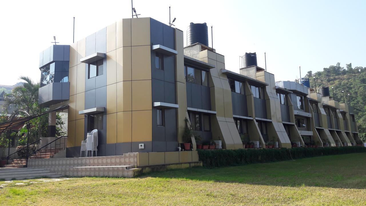 Savshanti Lake Resort Szaputara Kültér fotó